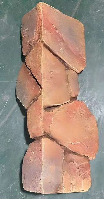 Turtle-patterned stone (corner)